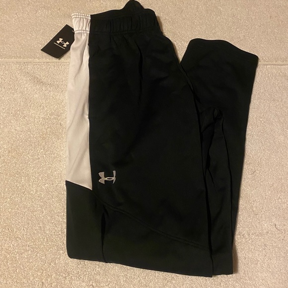 Under Armour Adult Medium Black Track Pants New With Tags - Picture 1 of 5